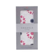 Load image into Gallery viewer, Primrose Indigo 100% Cotton Swaddle