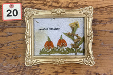 Load image into Gallery viewer, Pressed Flower Handmade Mini Bloom Keepsake Magnet Frame