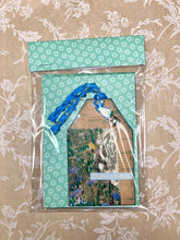 Load image into Gallery viewer, Mini Journal & Flower Seed Gift Set
