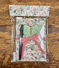 Load image into Gallery viewer, Handmade Mini Journal Gift Sets with Pen – Pocket Notebook