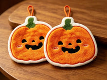 Load image into Gallery viewer, Halloween Hanging Hand Towel
