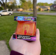 Load image into Gallery viewer, Fun Doh Swirl Squishy Cubes
