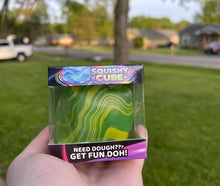 Load image into Gallery viewer, Fun Doh Swirl Squishy Cubes
