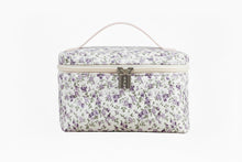 Load image into Gallery viewer, Vintage Floral Travel Makeup Bag
