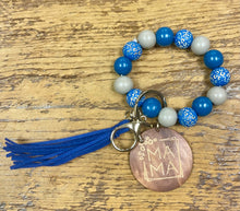 Load image into Gallery viewer, Mama Charm Wooden Bracelet Key Chain
