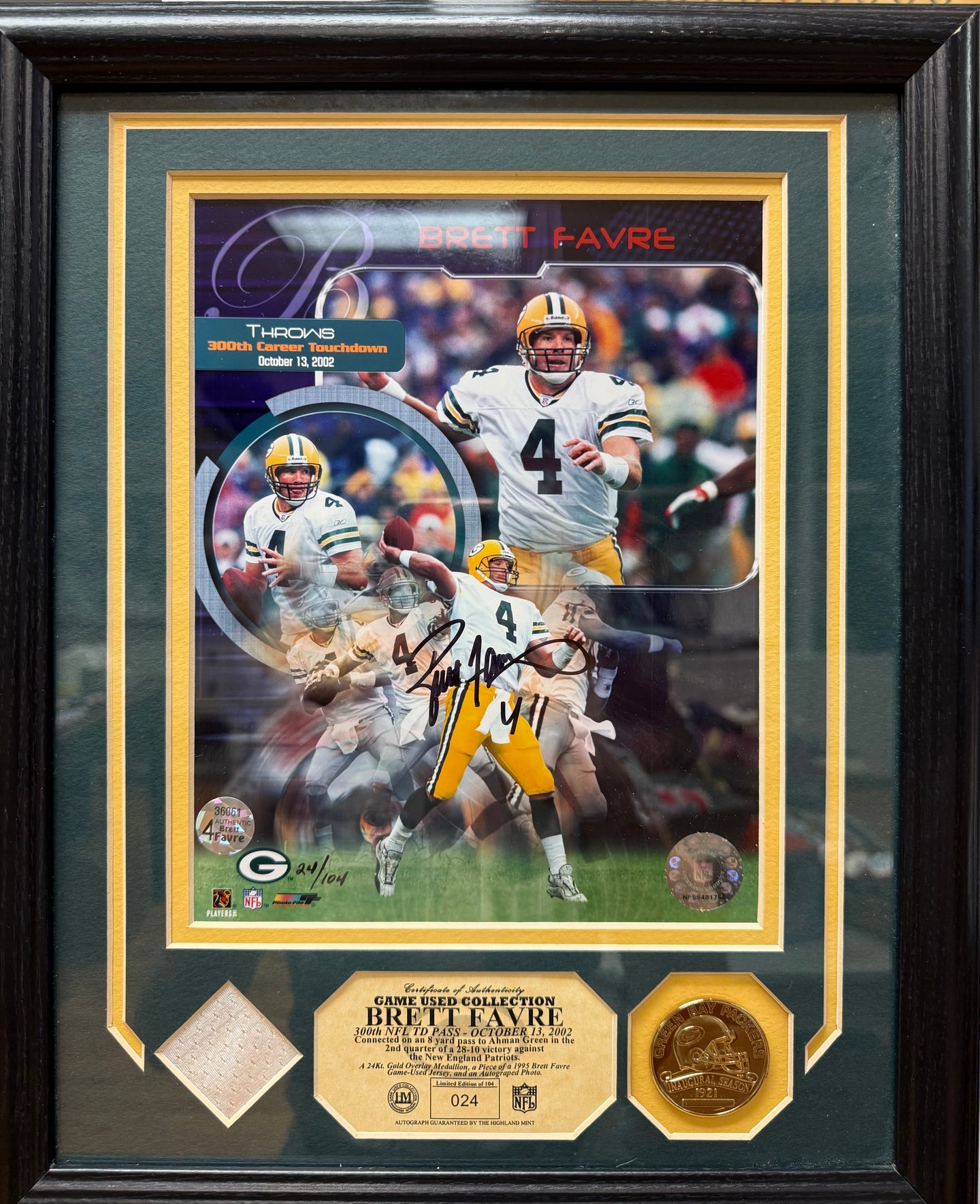 Brett Farve Autographed Photo