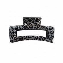 Load image into Gallery viewer, Leopard Square Claw Clips
