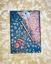 Load image into Gallery viewer, Handcrafted Journal Set – Artistic Notebook with Pen
