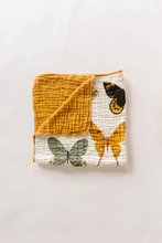 Load image into Gallery viewer, Clementine Kids Quilt
